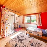 In With Garden Montleban