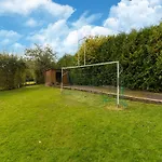 Semesterbostad In With Garden Montleban