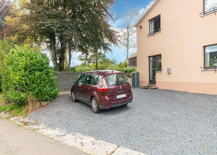 In With Garden Hébergement de vacances Montleban