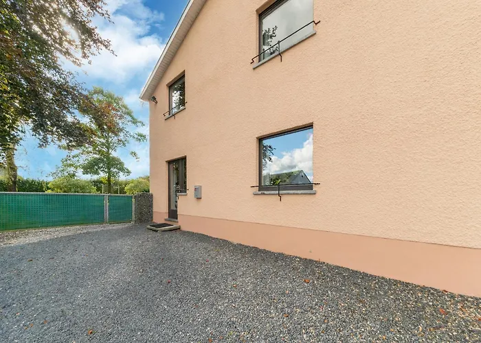 Hébergement de vacances In With Garden *