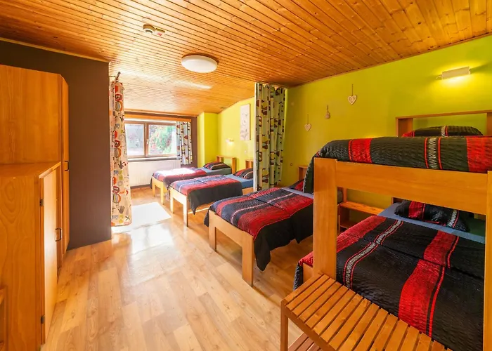 Hébergement de vacances In With Garden *