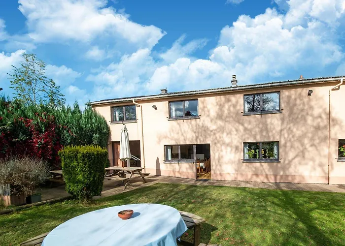 In With Garden Hébergement de vacances Montleban